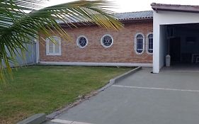 Casa temporada no Indaiá com wi-fi e churrasqueira